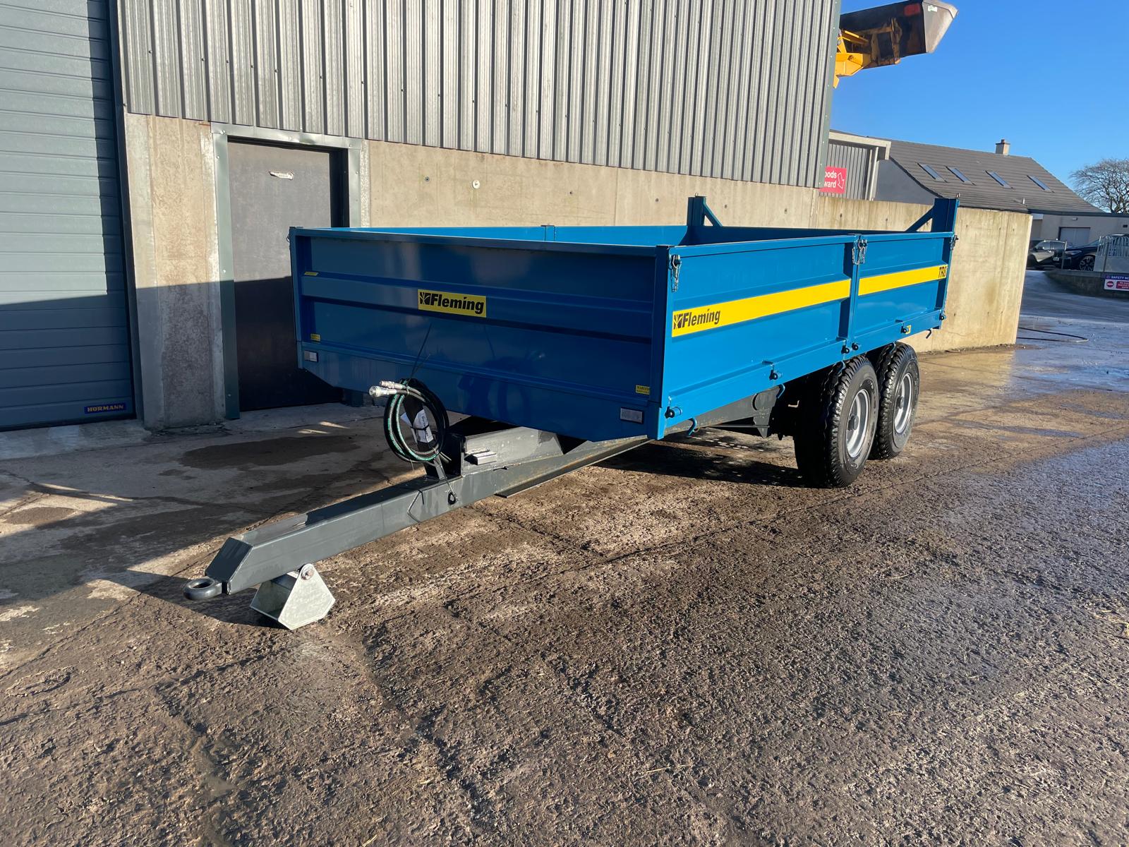 TR8 tipping trailer