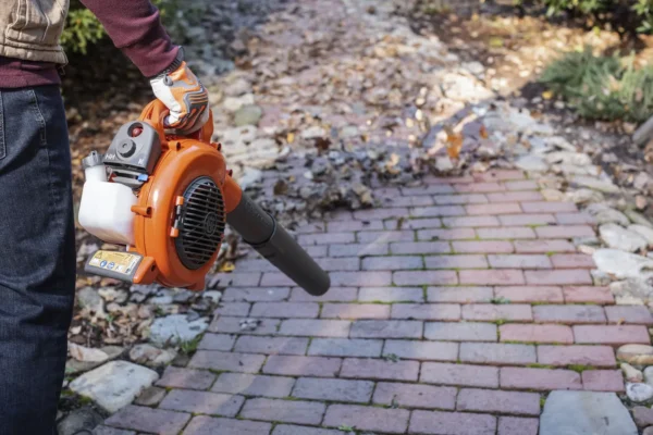 Husqvarna 125B Petrol Leaf Blower - Image 10