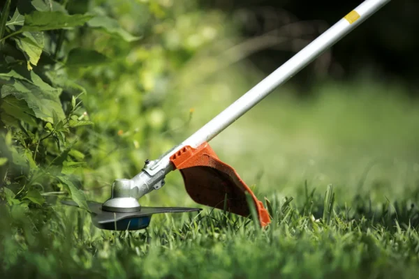 Husqvarna 325iR Cordless Brushcutter - Image 7
