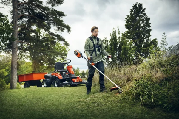 Husqvarna 325iR Cordless Brushcutter - Image 5