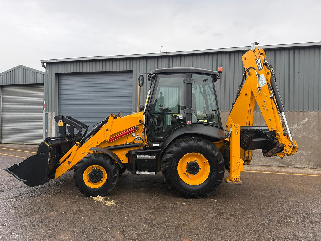 Used JCB 3CX Eco backhoe loader side profile