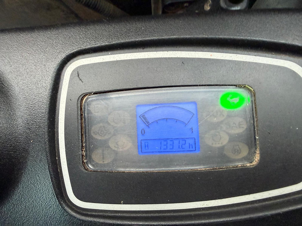 JCB 8026 CTS hour meter showing 1,331 hours