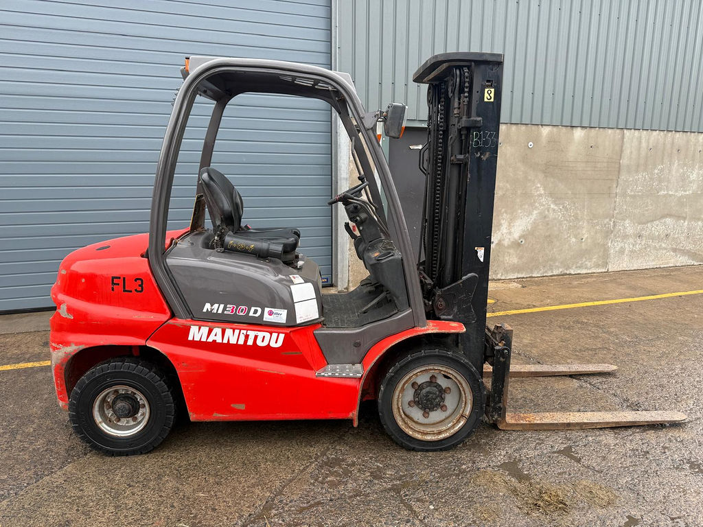 Side view of used Manitou MI30D forklift for sale at R & L Miller Ayrshire