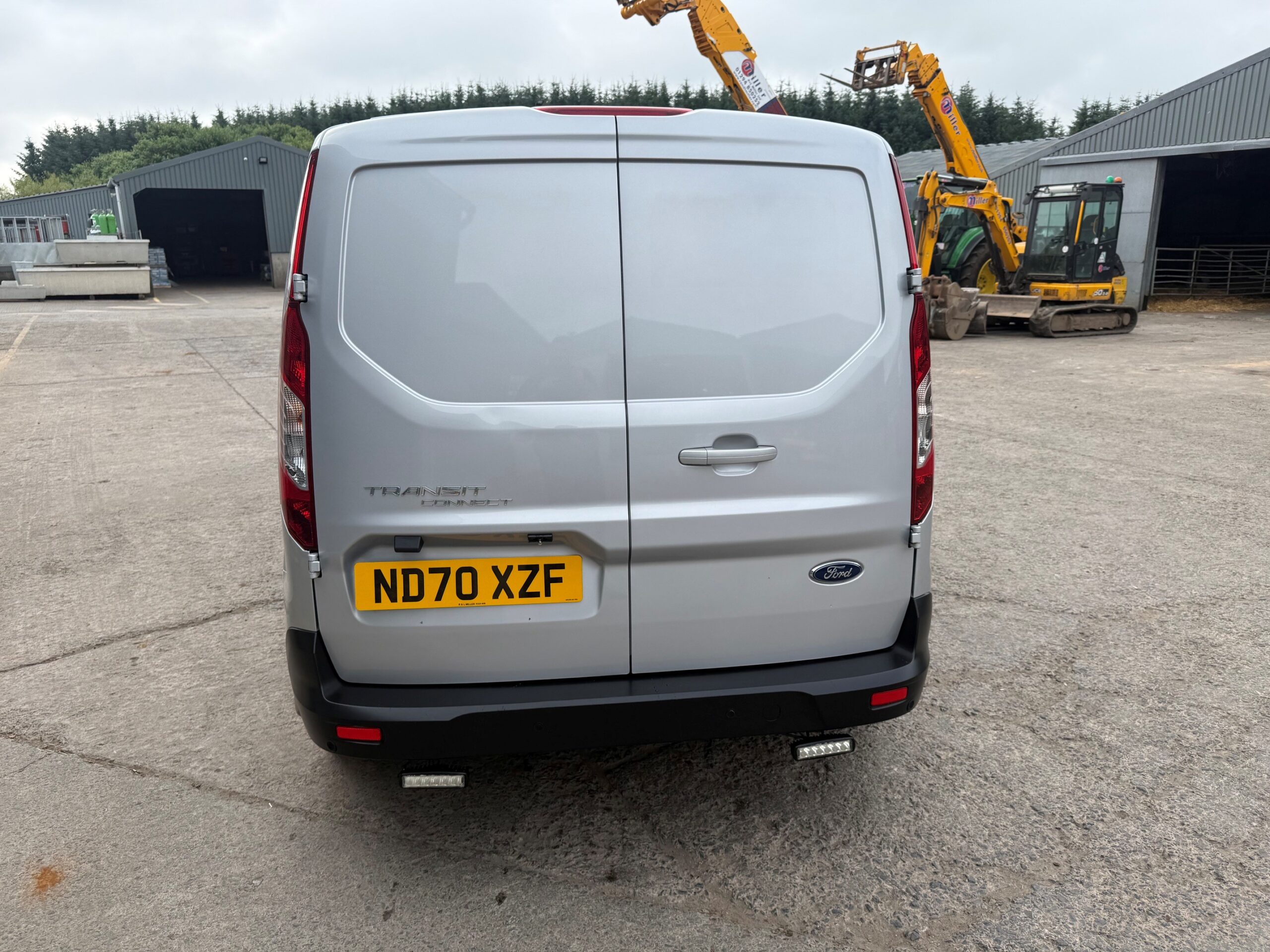 Ford Transit Connect ND70 XZF rear view
