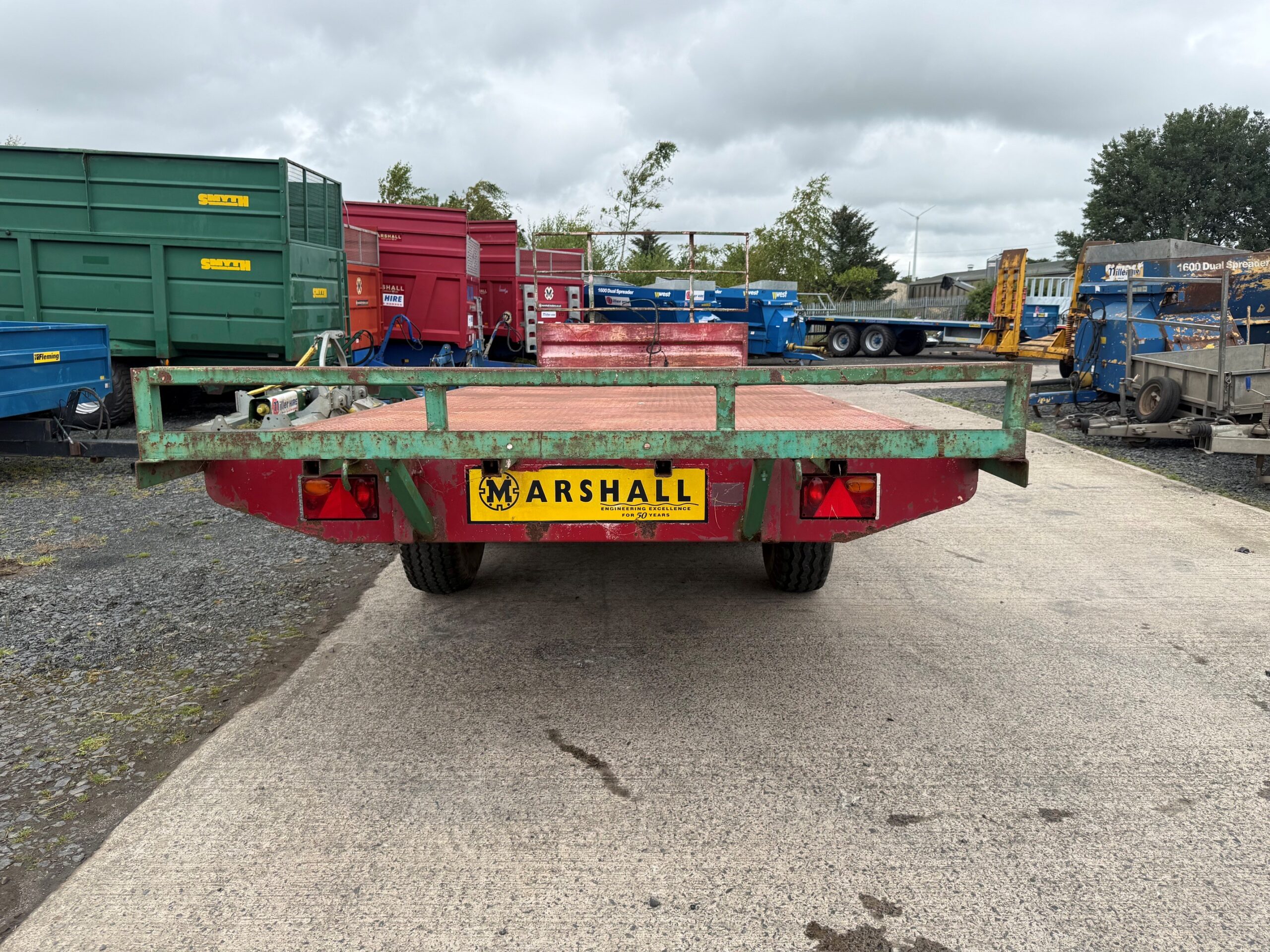 Marshall BC25 agricultural trailer rear view