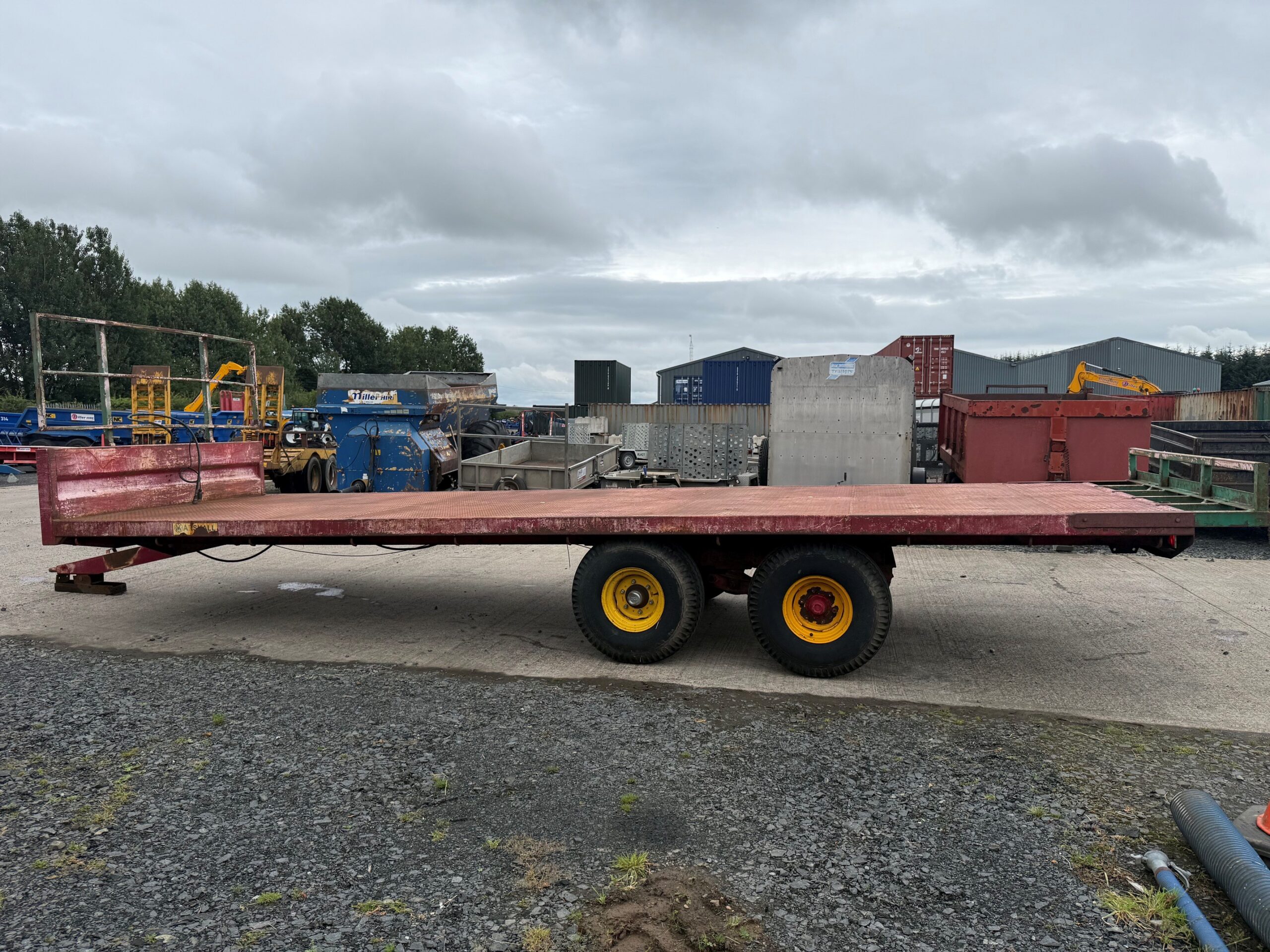 Marshall BC25 agricultural trailer opposite side view