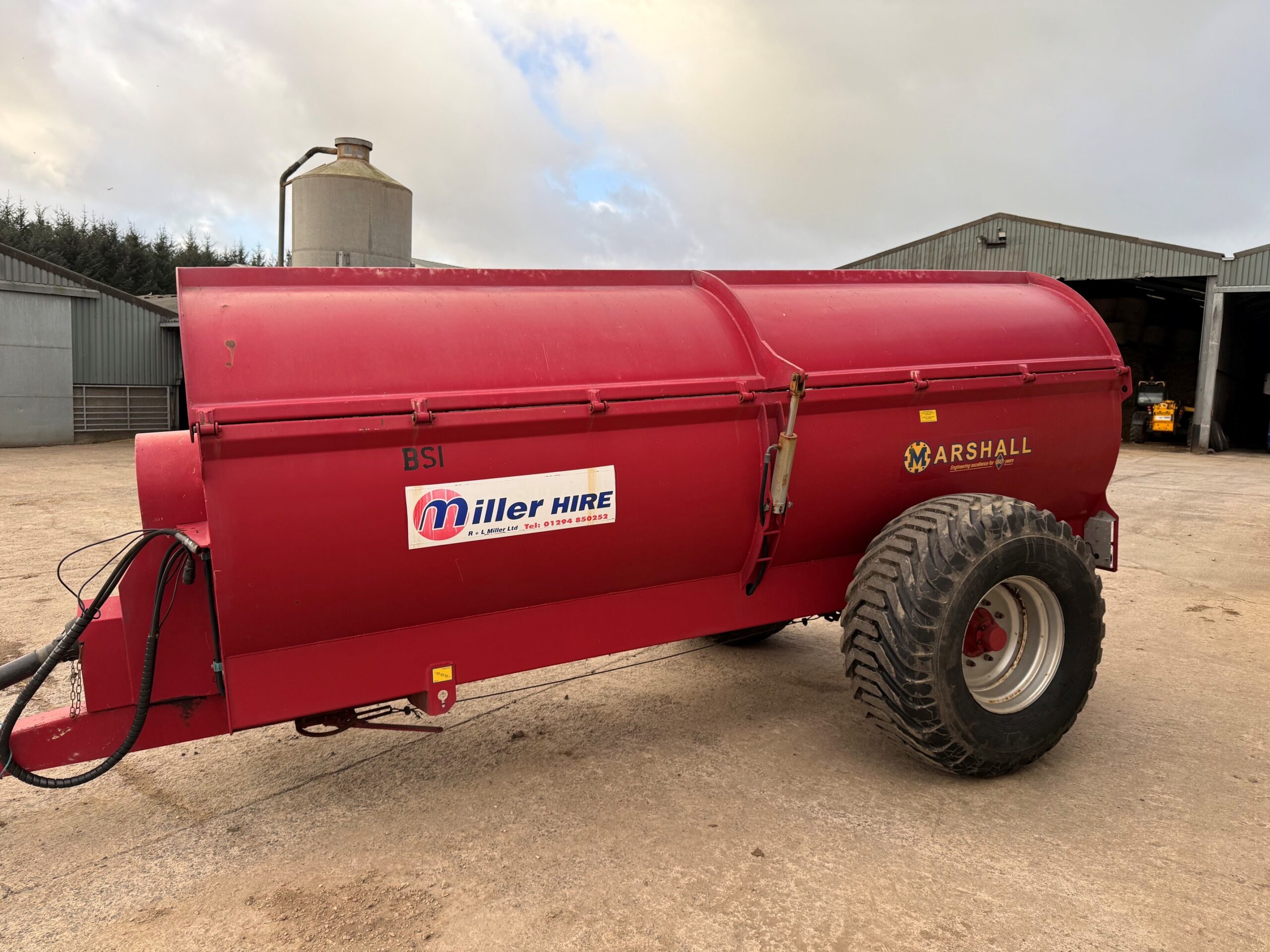 Marshall Model 105 muck spreader side view