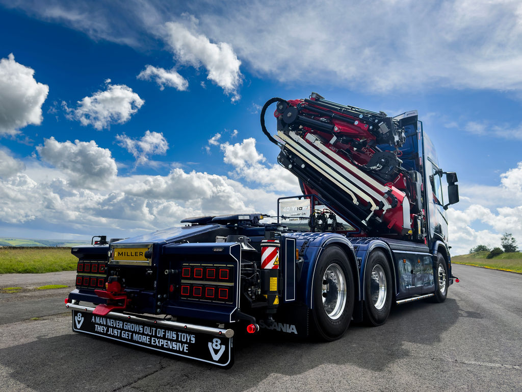 Rear view R and L Miller Scania R660 V8 FASSI crane