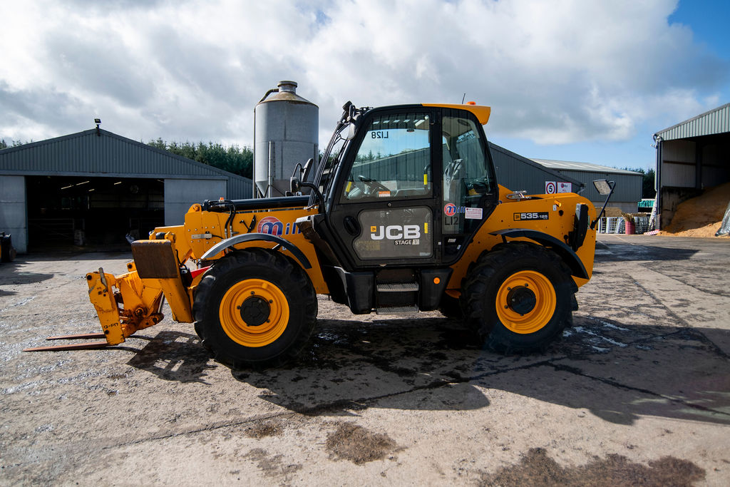 JCB 535-125 Loadall operator cab detail