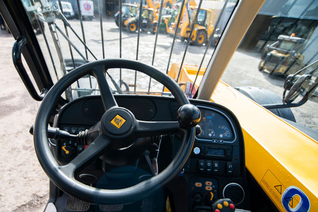 JCB 541-70 Loadall steering wheel and dashboard