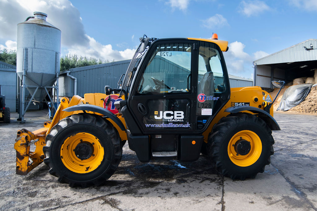 Used JCB 541-70 Loadall telehandler left side view