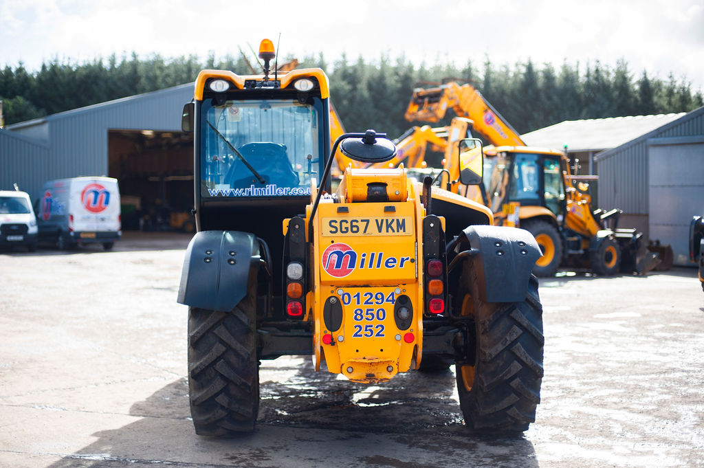 Used JCB 541-70 Loadall telehandler rear view